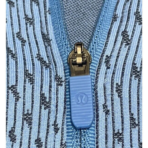 Lululemon Rest Less Cropped Half Zip Women's Sz 6 Grid Warp Blue Nile Night Sea - Picture 12 of 16